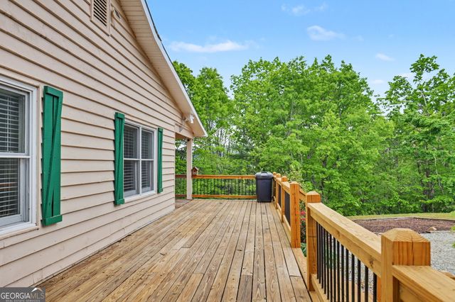 1661 E Boggs Mountain Road, Tiger, GA 30576