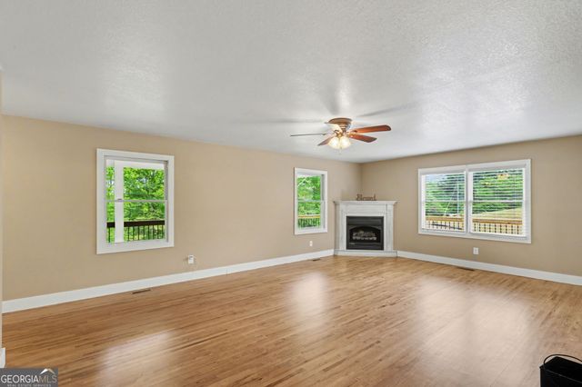 1661 E Boggs Mountain Road, Tiger, GA 30576