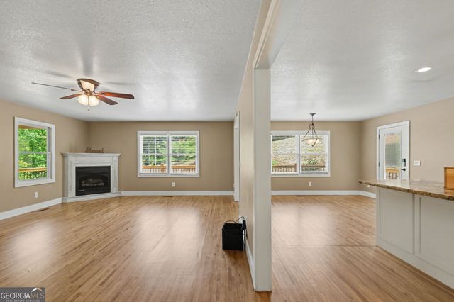 1661 E Boggs Mountain Road, Tiger, GA 30576