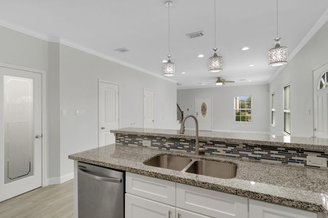 9032 Jutland Road, Houston, TX 77033