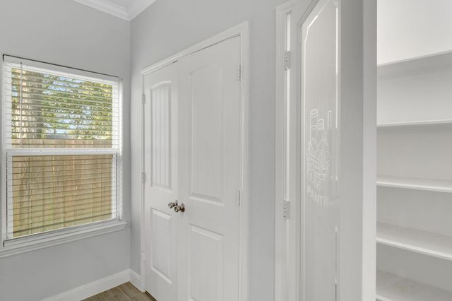 9032 Jutland Road, Houston, TX 77033