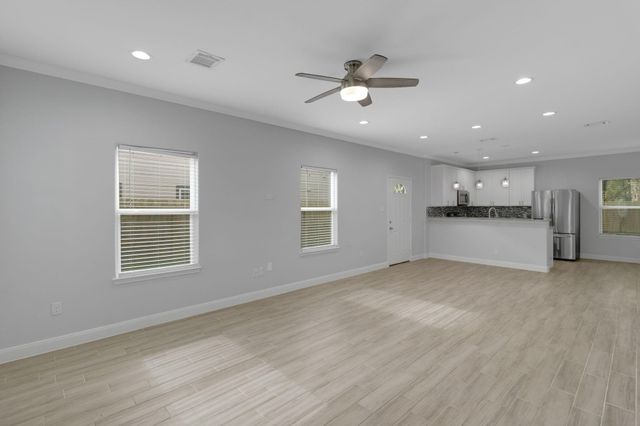 9032 Jutland Road, Houston, TX 77033