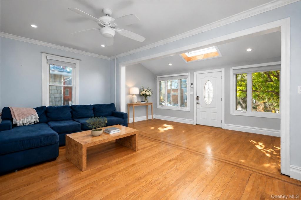 45 Schofield Street, Bronx, NY 10464 — photo 5