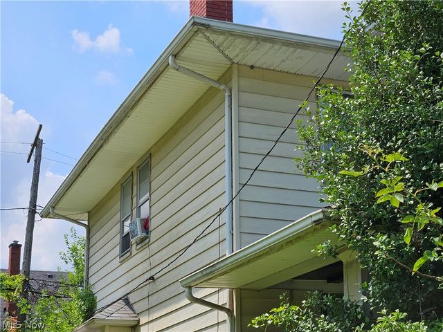 12414 Forest Grove Avenue, Cleveland, OH 44108