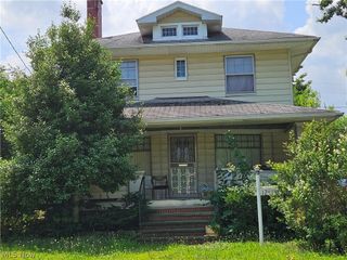 12414 Forest Grove Avenue, Cleveland, OH 44108