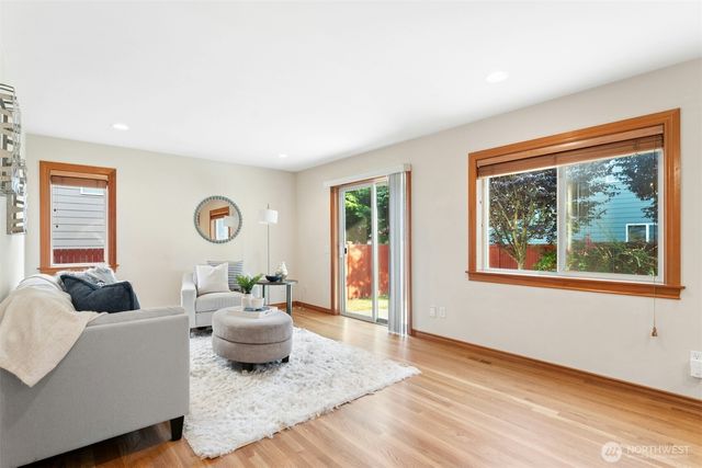 723 N 198th Street, Shoreline, WA 98133