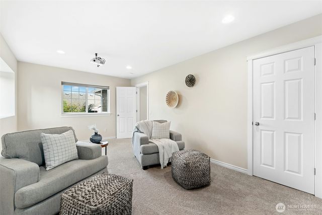 723 N 198th Street, Shoreline, WA 98133