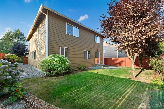 723 N 198th Street, Shoreline, WA 98133