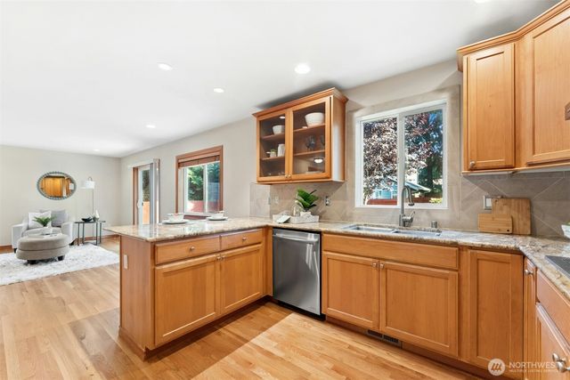 723 N 198th Street, Shoreline, WA 98133