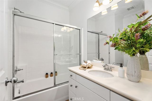 171 Stepping Stone, Irvine, CA 92603