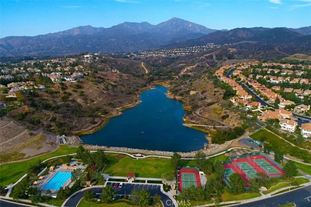 71 Golf Ridge Drive, Rancho Santa Margarita, CA 92679