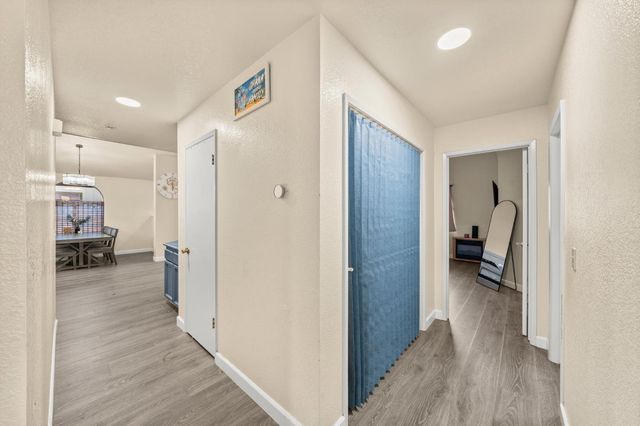 9038 Weeping Fig Way, Elk Grove, CA 95758