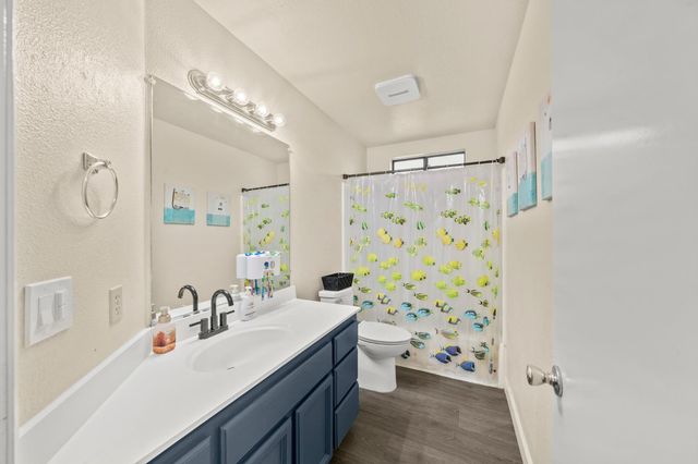 9038 Weeping Fig Way, Elk Grove, CA 95758