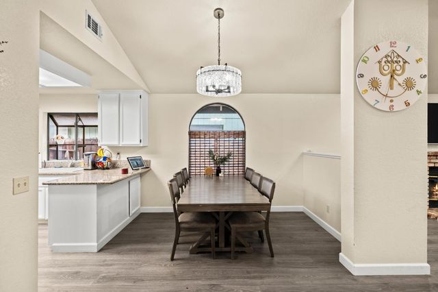 9038 Weeping Fig Way, Elk Grove, CA 95758