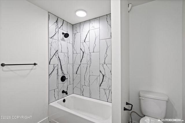 5376 Sandhill Loop, Anchorage, AK 99502