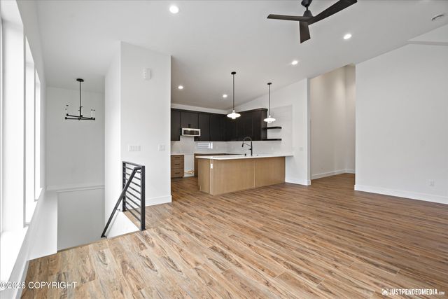 5376 Sandhill Loop, Anchorage, AK 99502