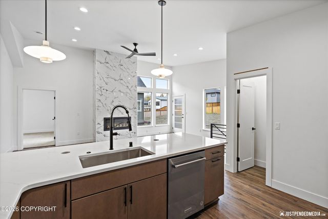 5376 Sandhill Loop, Anchorage, AK 99502