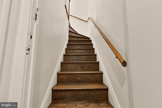 215 HAWAII AVE NE, Washington, DC 20011