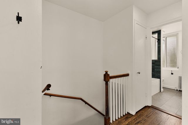 215 HAWAII AVE NE, Washington, DC 20011