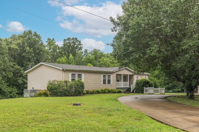 3895 Old Stewart Rd, Tennessee Ridge, TN 37178