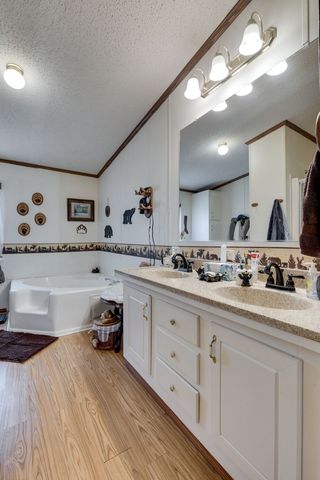 3895 Old Stewart Rd, Tennessee Ridge, TN 37178