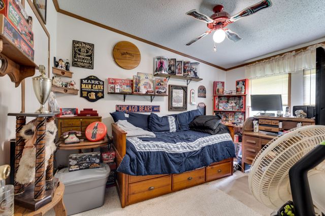 3895 Old Stewart Rd, Tennessee Ridge, TN 37178