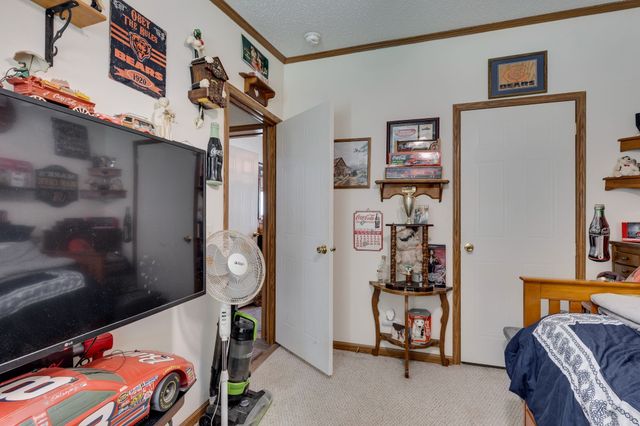 3895 Old Stewart Rd, Tennessee Ridge, TN 37178