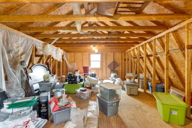 3895 Old Stewart Rd, Tennessee Ridge, TN 37178
