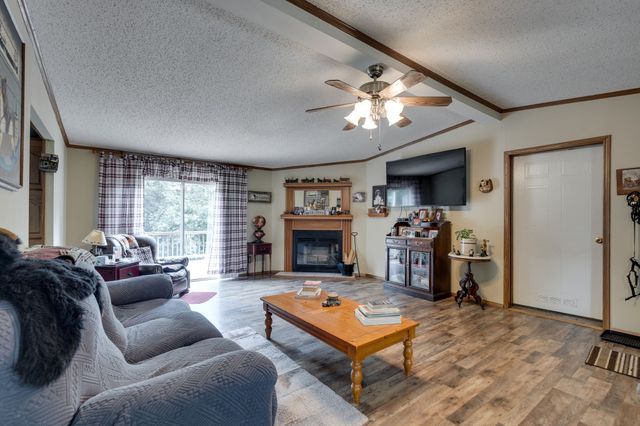 3895 Old Stewart Rd, Tennessee Ridge, TN 37178