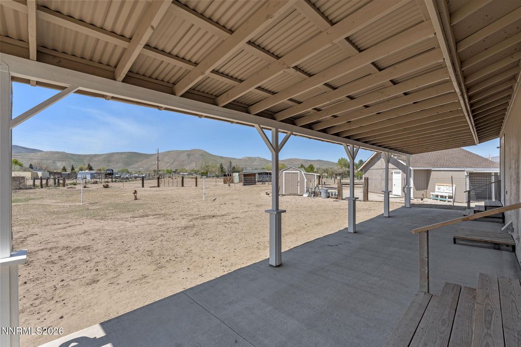 Image 30 of property listing at 10605 Osage Road, Reno, NV 89508