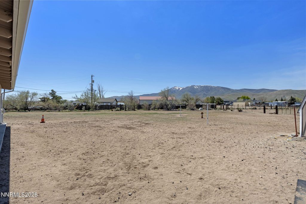 Image 34 of property listing at 10605 Osage Road, Reno, NV 89508
