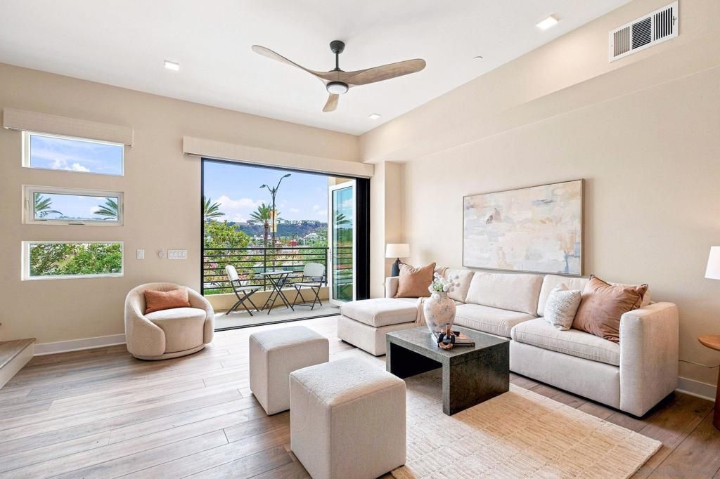 2430 Community Ln 29, San Diego, CA 92108 — exterior