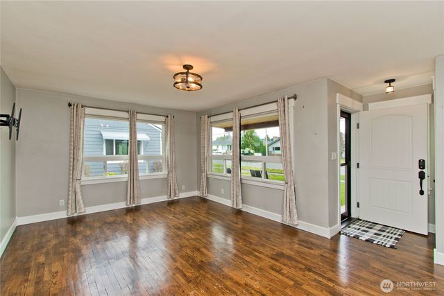 1318 Lafromboise Street, Enumclaw, WA 98022