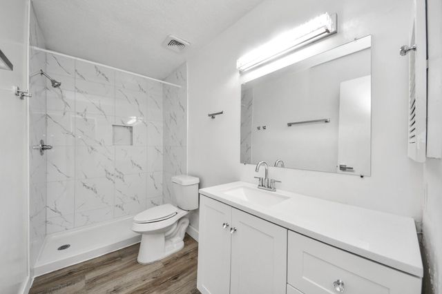 11627 Bowlan Lane, Houston, TX 77035