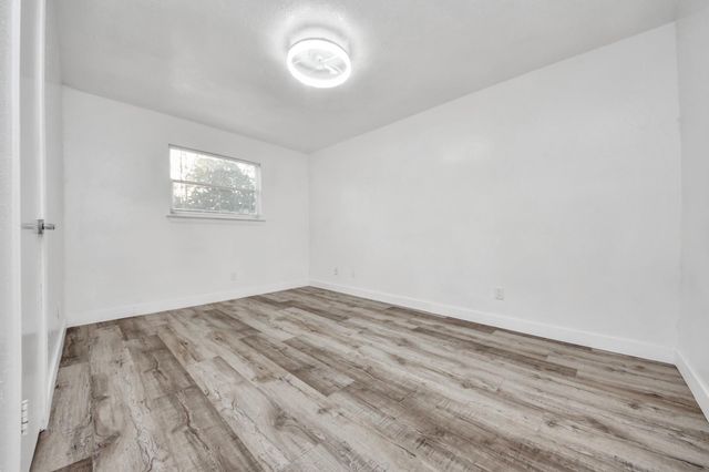 11627 Bowlan Lane, Houston, TX 77035