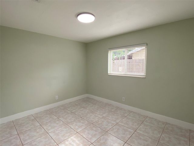 1610 NE 62nd St, Fort Lauderdale, FL 33334