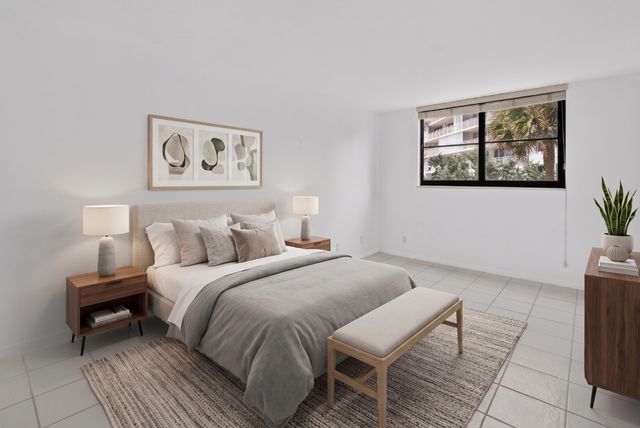 3540 S Ocean Boulevard 208, South Palm Beach, FL 33480