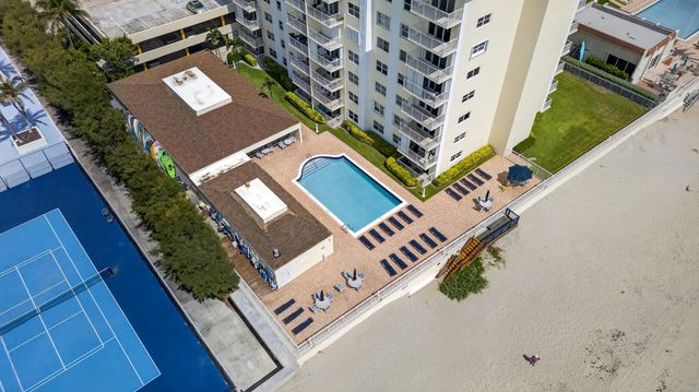 3540 S Ocean Boulevard 208, South Palm Beach, FL 33480