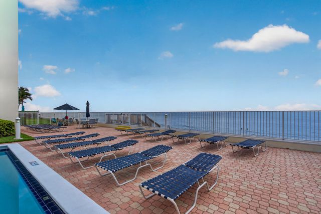 3540 S Ocean Boulevard 208, South Palm Beach, FL 33480