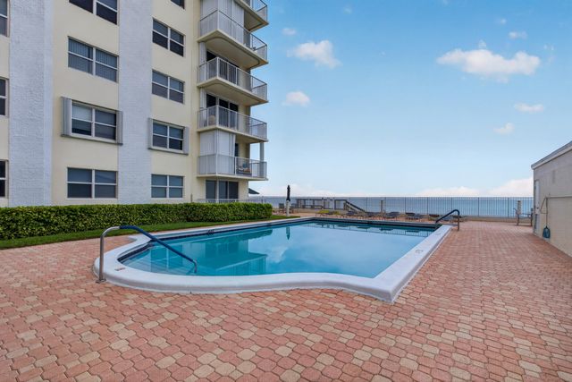 3540 S Ocean Boulevard 208, South Palm Beach, FL 33480