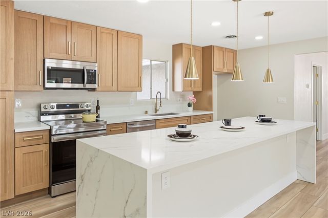 4638 Corral Place, Las Vegas, NV 89119