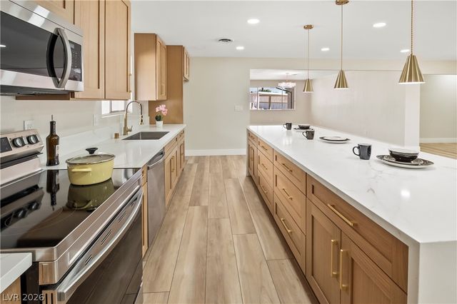 4638 Corral Place, Las Vegas, NV 89119