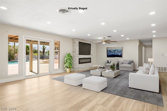 4638 Corral Place, Las Vegas, NV 89119