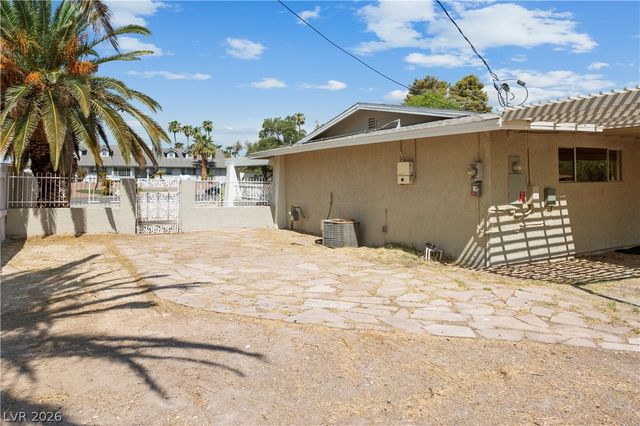4638 Corral Place, Las Vegas, NV 89119