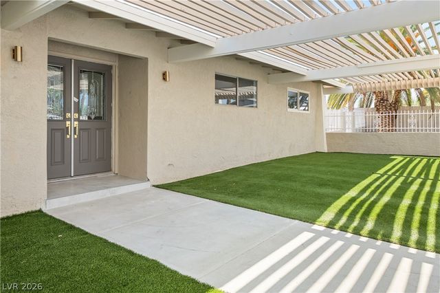 4638 Corral Place, Las Vegas, NV 89119