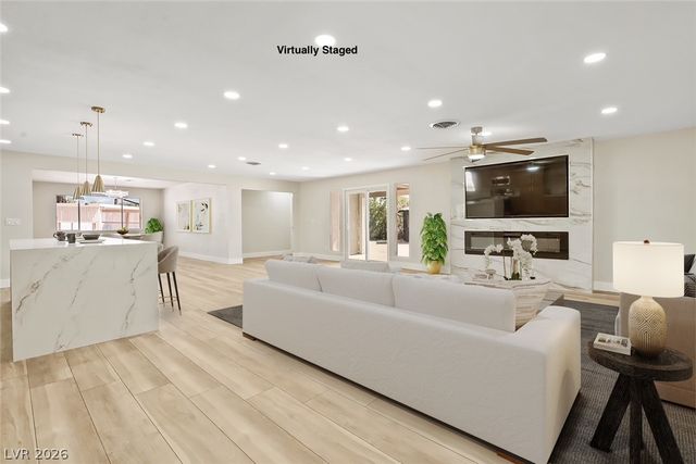 4638 Corral Place, Las Vegas, NV 89119