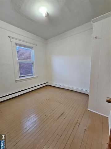 844 Main Street Apt 2, Paterson, NJ 07503