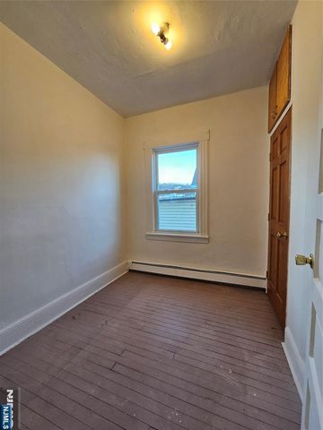 844 Main Street Apt 2, Paterson, NJ 07503