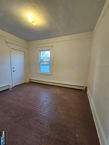 844 Main Street Apt 2, Paterson, NJ 07503