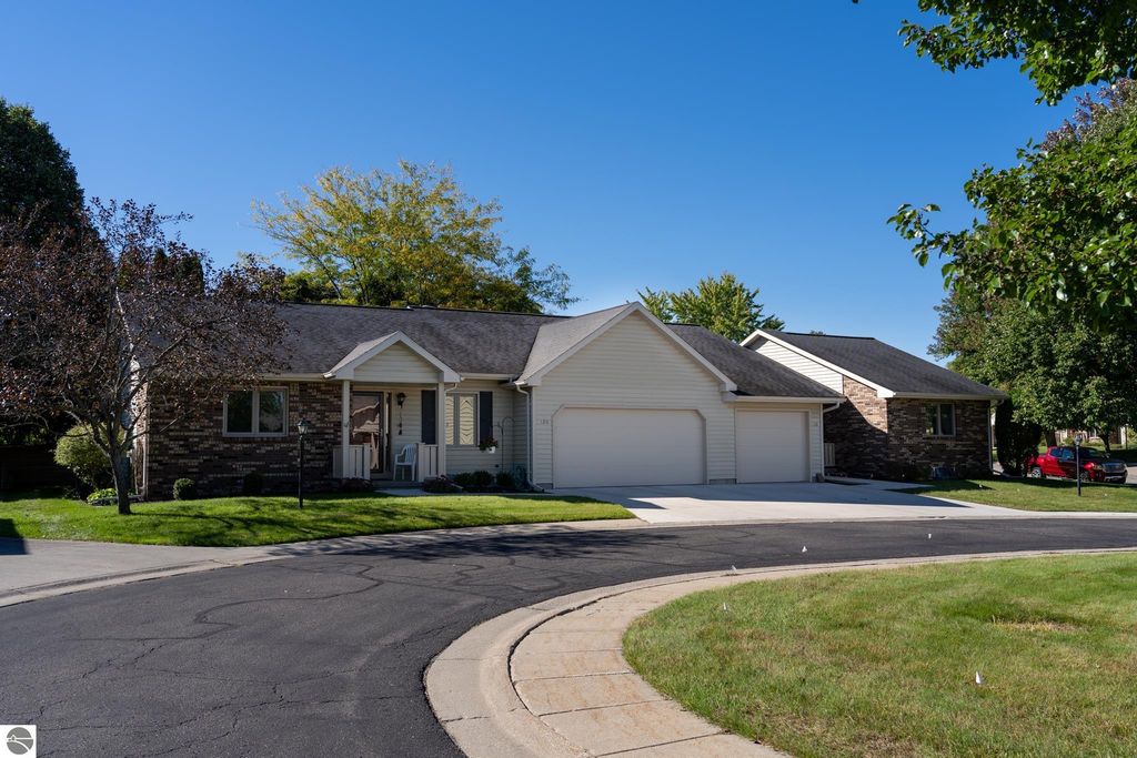 Image 1 of property listing at 110 Apricot Lane, Mt Pleasant, MI 48858